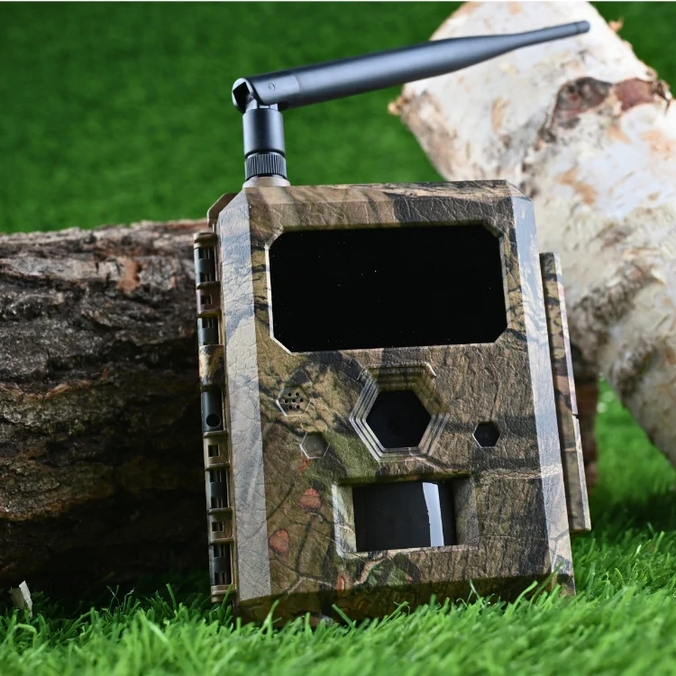 Fotopułapka ICUEASY 4G/LTE GSM 8Mpx 6 diod IR 30m doświetlenia