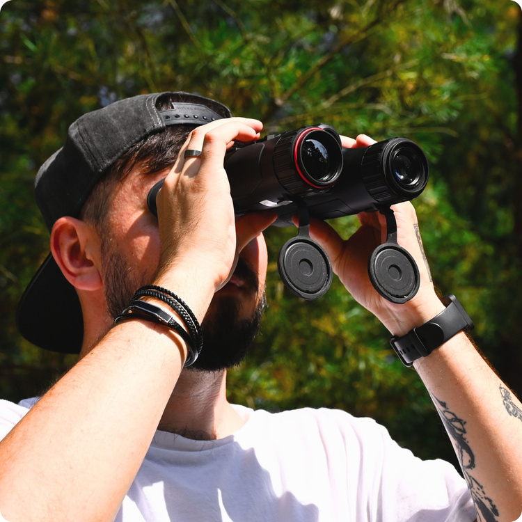 Multispektralna lornetka termowizyjna Habrok HH35L IR850nm z dalmierzem