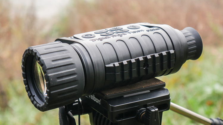 Noktowizor Cyfrowy TOP-HUNT WG-50 ZESTAW