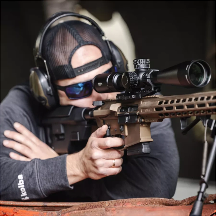 Luneta celownicza Vortex Viper PST II 5-25x50 FFP 30 mm AO EBR-7C Siatka MOA