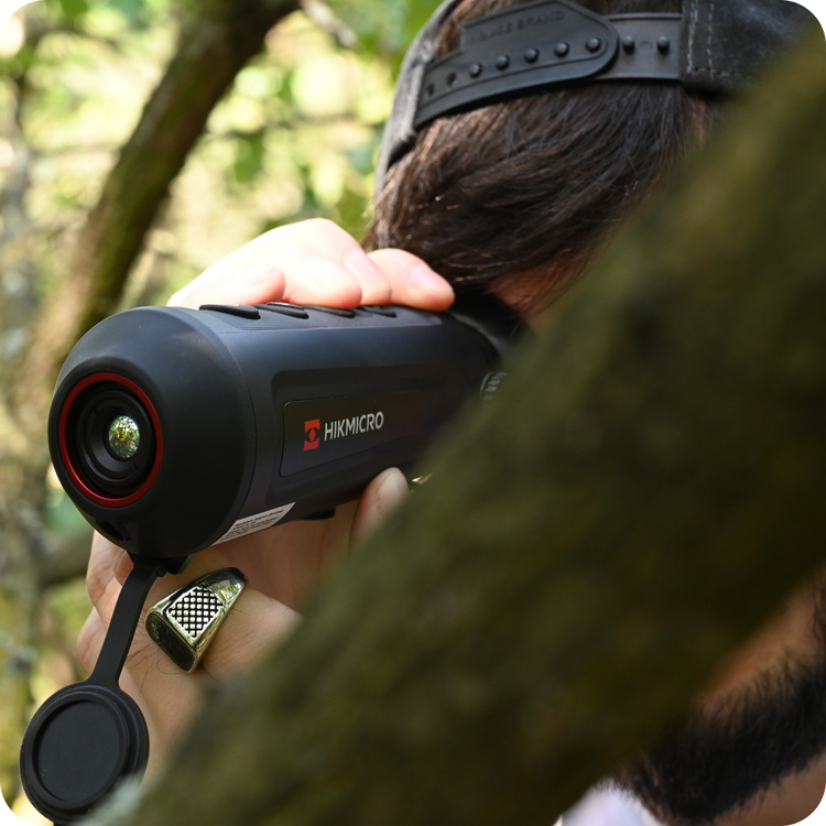 Termowizor obserwacyjny Kamera Hikvision Lynx Pro LE10S 2024 - z dalmierzem statycznym do obserwacji zwierzyny