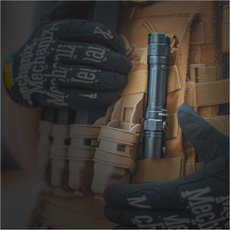Latarka Taktyczna LED Fenix PD35 v3.0