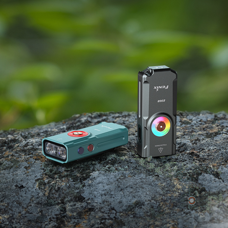 Latarka Fenix LED E06R szara