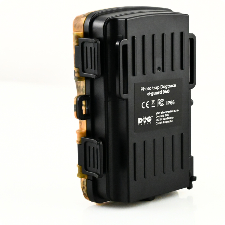 Zestaw Fotopułapka DOGTRACE D-Guard 940 + Karta SD 32GB + Baterie AA x4