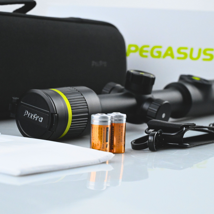 Celownik termowizyjny Luneta Pegasus PRO PFI-P450P Pixfra