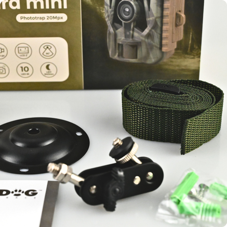 Zestaw Fotopułapka DOGTRACE D-Guard Mini + karta SD 32GB + 4xAA