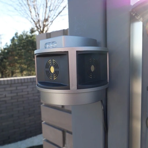 Odstraszacz gryzoni myszy szczurów na kuny Trio-Strob