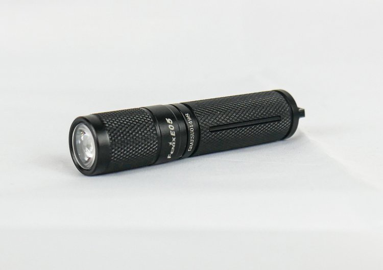 Latarka diodowa Fenix E05