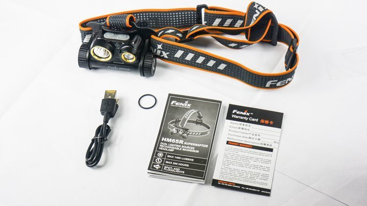 Latarka diodowa Fenix HM65R czołówka