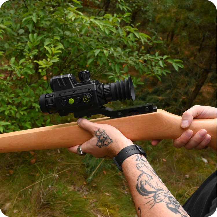 Kamera termowizyjna Chiron PFI-C425LRF z dalmierzem Pixfra