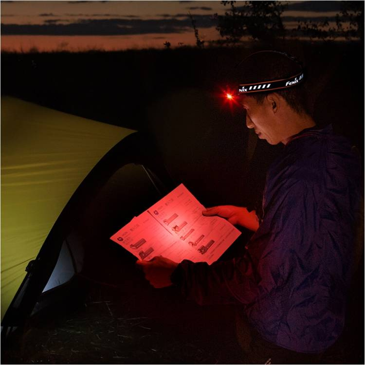 Latarka diodowa Fenix HM70R - czołówka