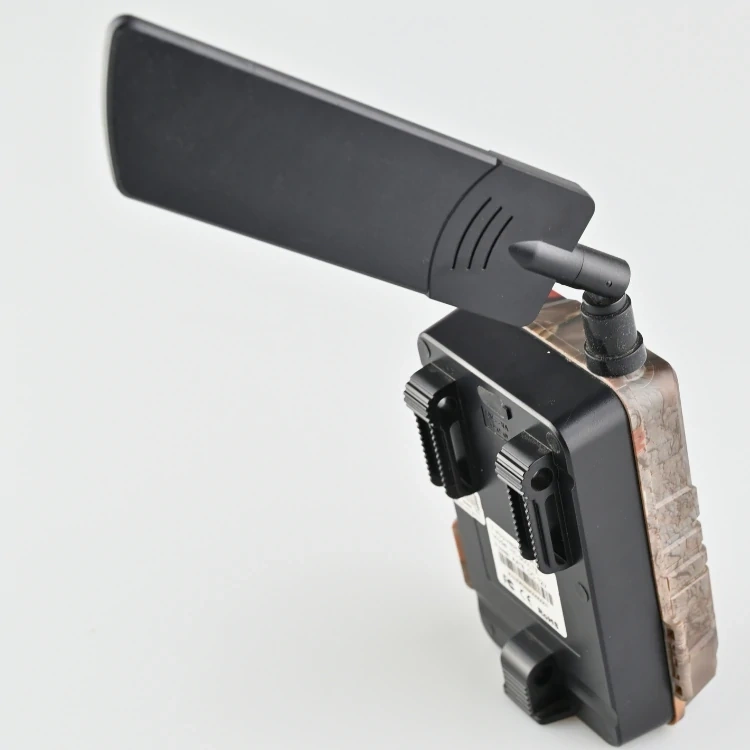 Zestaw Fotopułapka Kamera Leśna HC-900LTE GSM 16MPX +Karta SD 32 GB +8xAA