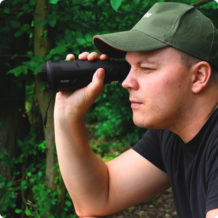 Kamera Termowizyjna Monokular Ręczny Ranger PFI-R635