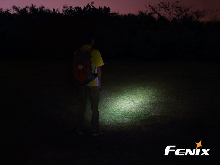 Latarka diodowa Fenix E05