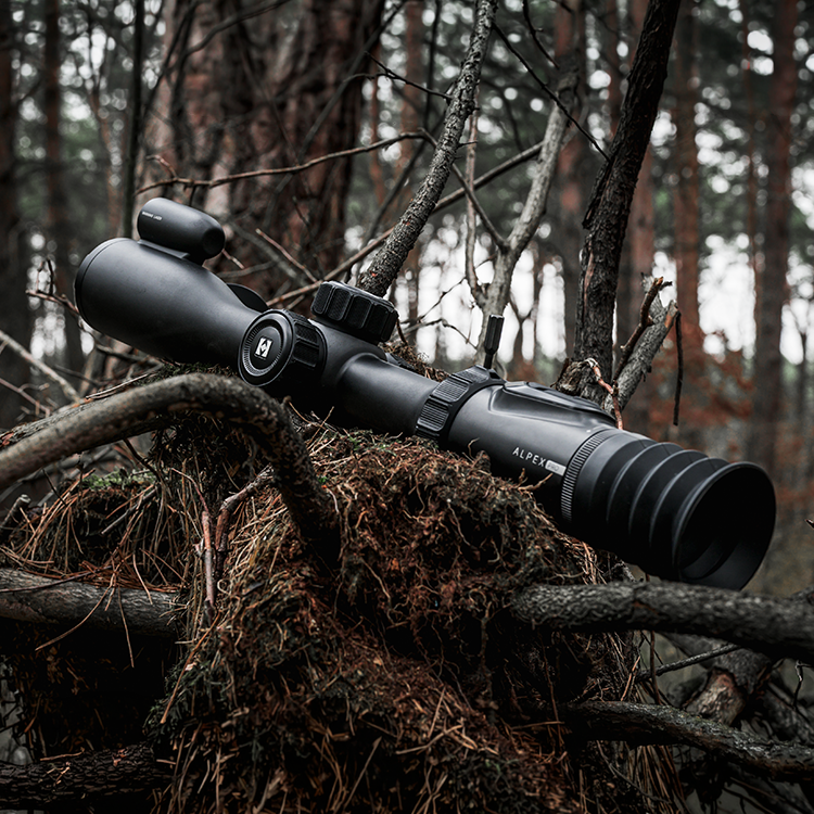 Celownik noktowizyjny Hikmicro ALPEX PRO A50P z uchwytem pod IR