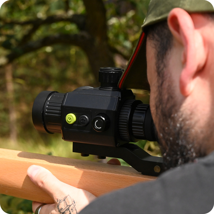 Termowizor Chiron PFI-C650 Pixfra (powystawowa)