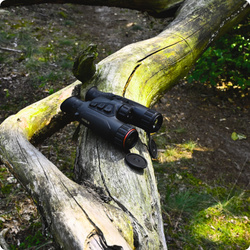 Multispektralna lornetka termowizyjna Habrok HH35LN IR940nm z dalmierzem