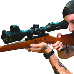 Noktowizor Hikmicro Alpex A50EL 4K LRF z uchwytem IR